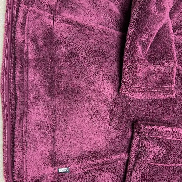 North Face fleece 1/4 zip - Picture 3 of 4